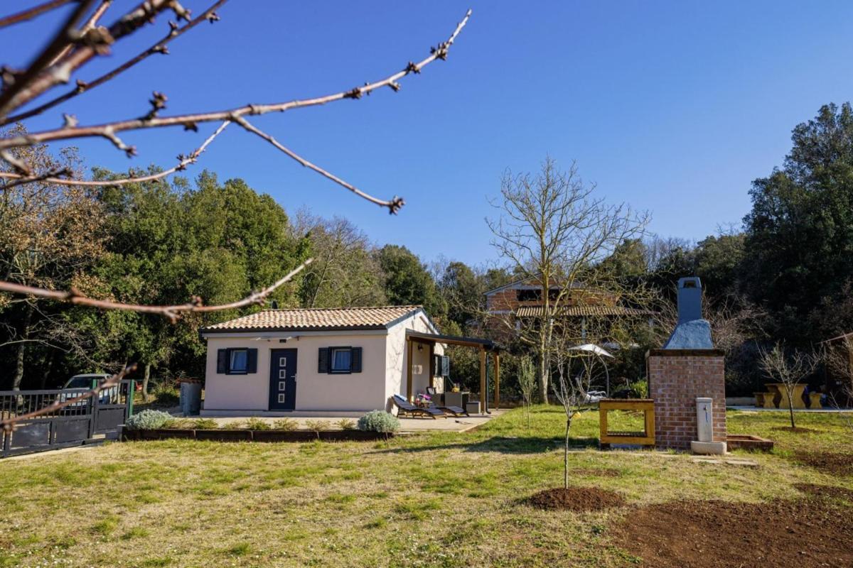 Modean In Pula - Haus Fuer 2-3 Personen Villa Ngoại thất bức ảnh