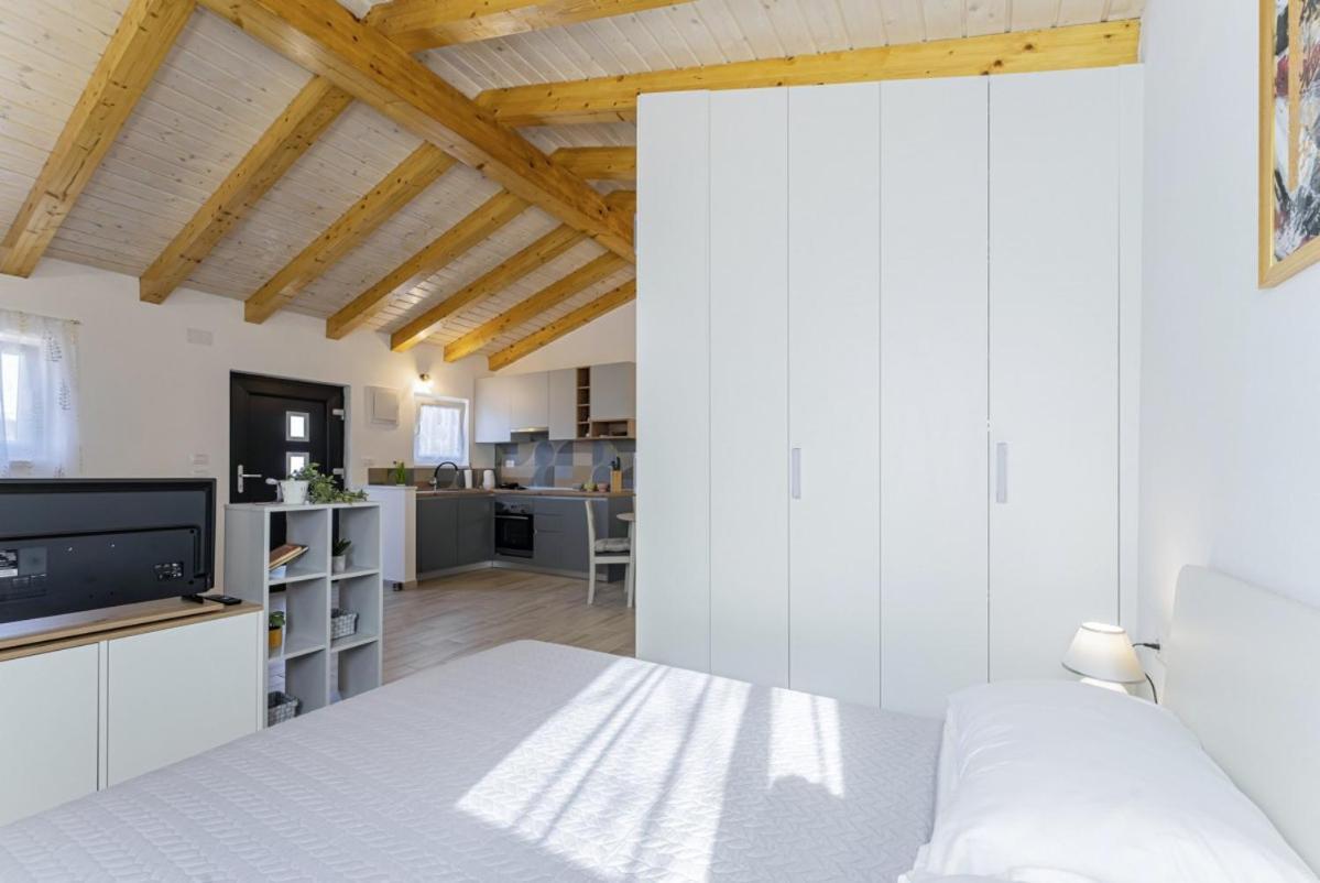 Modean In Pula - Haus Fuer 2-3 Personen Villa Ngoại thất bức ảnh